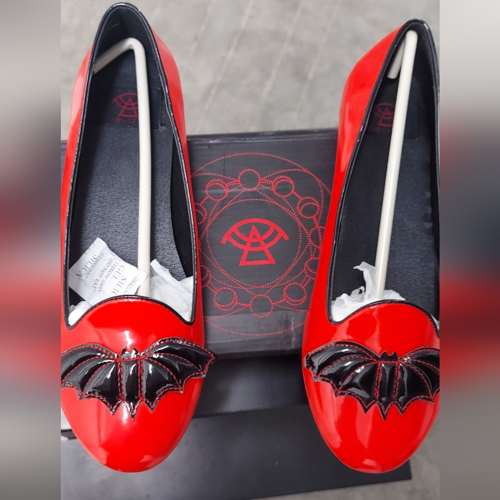 $ $ S O L D $ $ Bat Flats